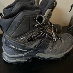 Salomon Black Outdoor Footwear